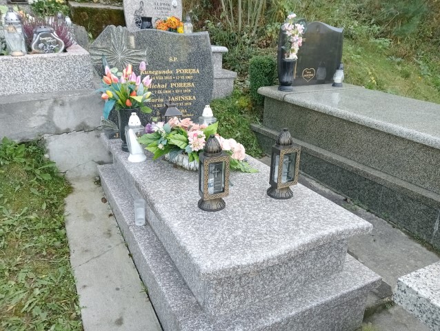 Grób Kunegunda Poręba