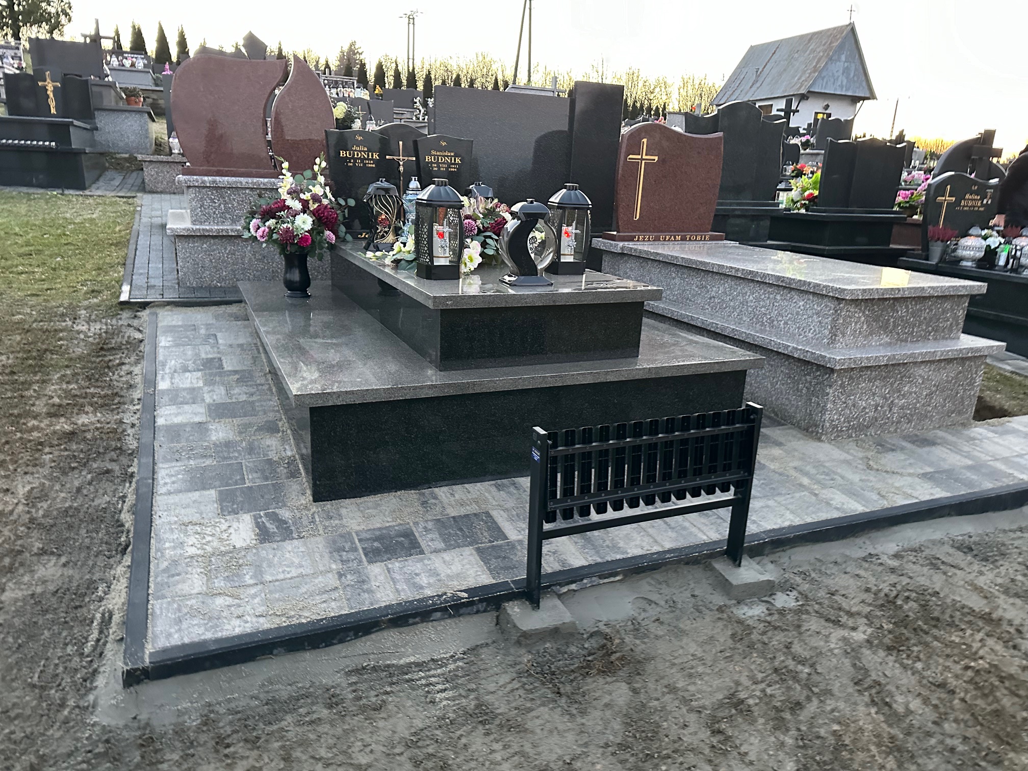 Grób JERZY BUDNIK