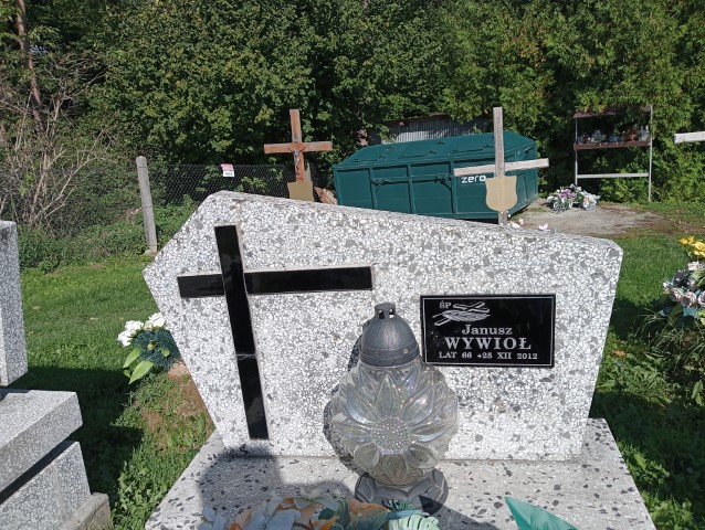 Janusz Wywioł 1946 Chełmiec - Grobonet - Wyszukiwarka osób pochowanych